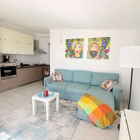 Casa Carmen Giardini-Naxos